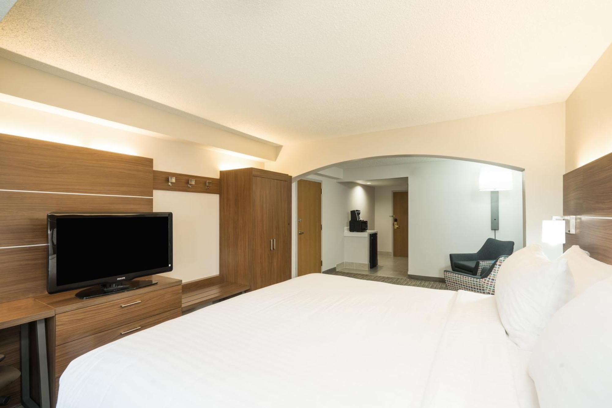 Holiday Inn Express Hotel & Suites Louisville East By Ihg Eksteriør billede