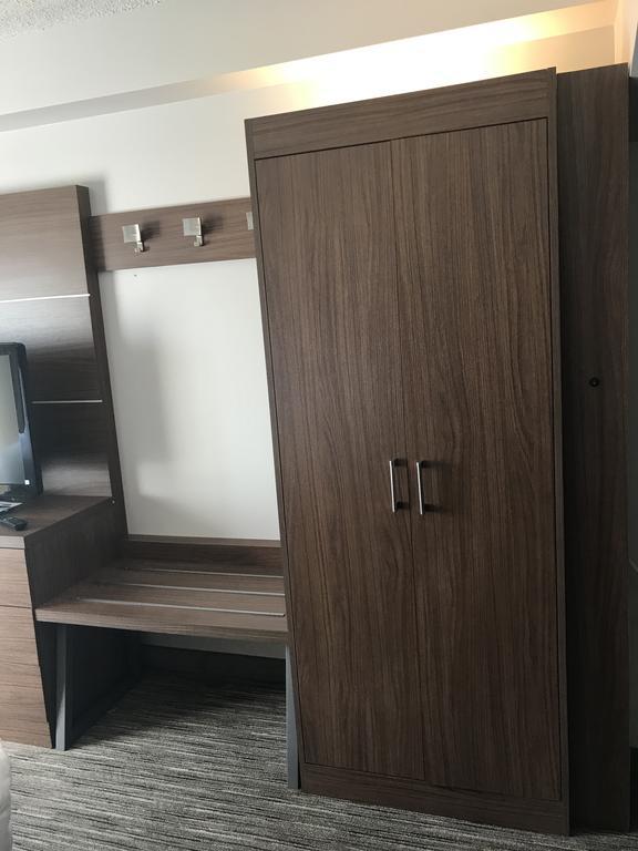 Holiday Inn Express Hotel & Suites Louisville East By Ihg Eksteriør billede