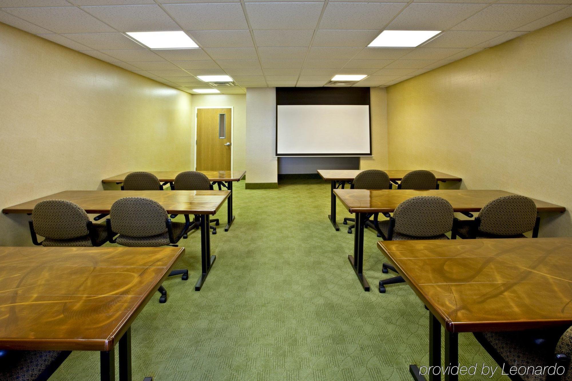 Holiday Inn Express Hotel & Suites Louisville East By Ihg Eksteriør billede