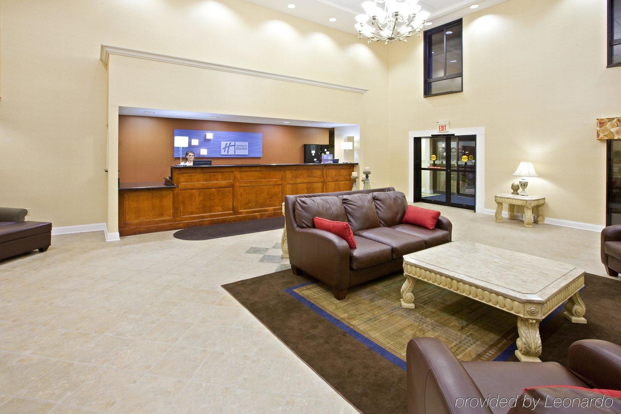 Holiday Inn Express Hotel & Suites Louisville East By Ihg Eksteriør billede