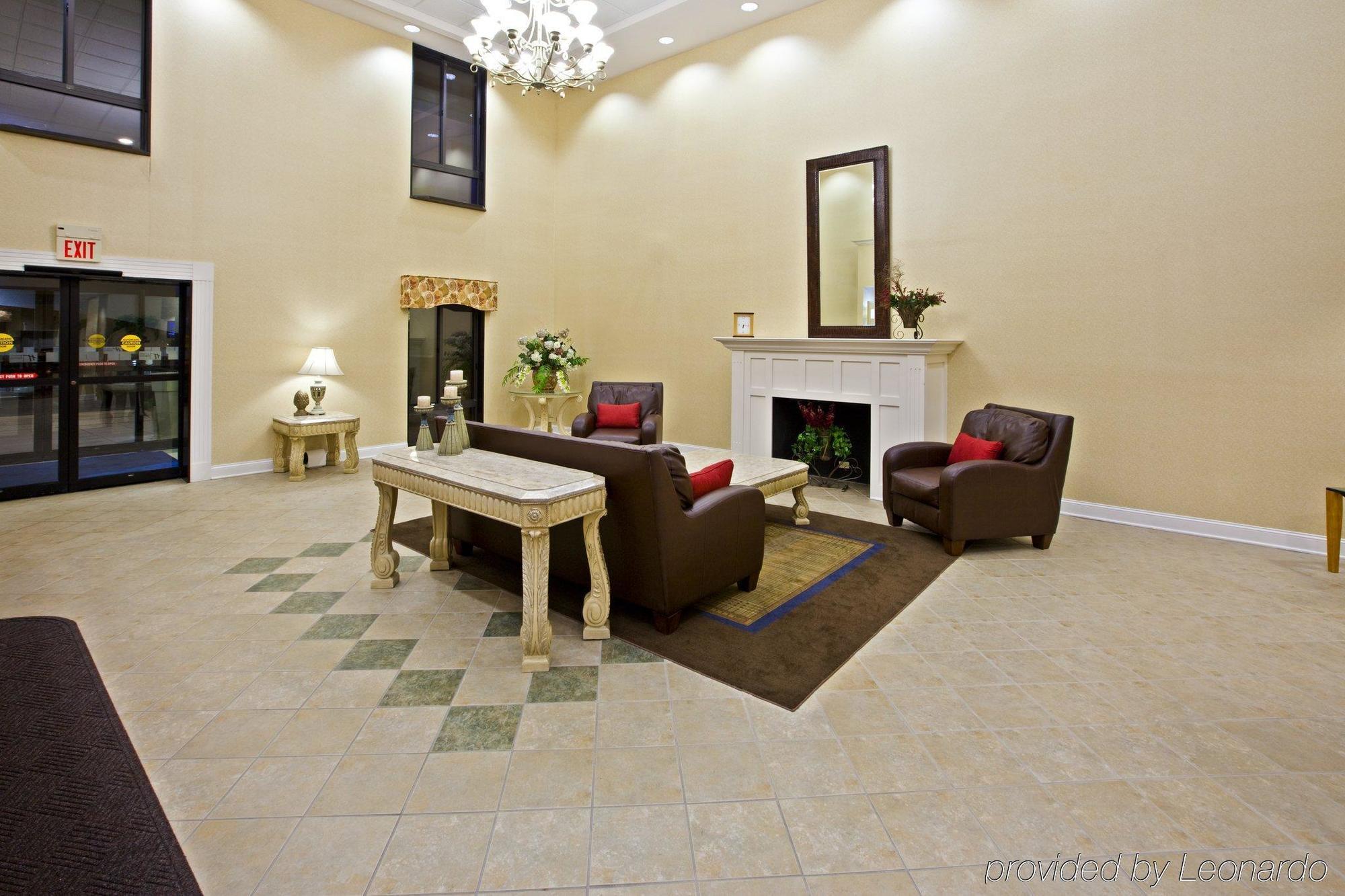 Holiday Inn Express Hotel & Suites Louisville East By Ihg Eksteriør billede