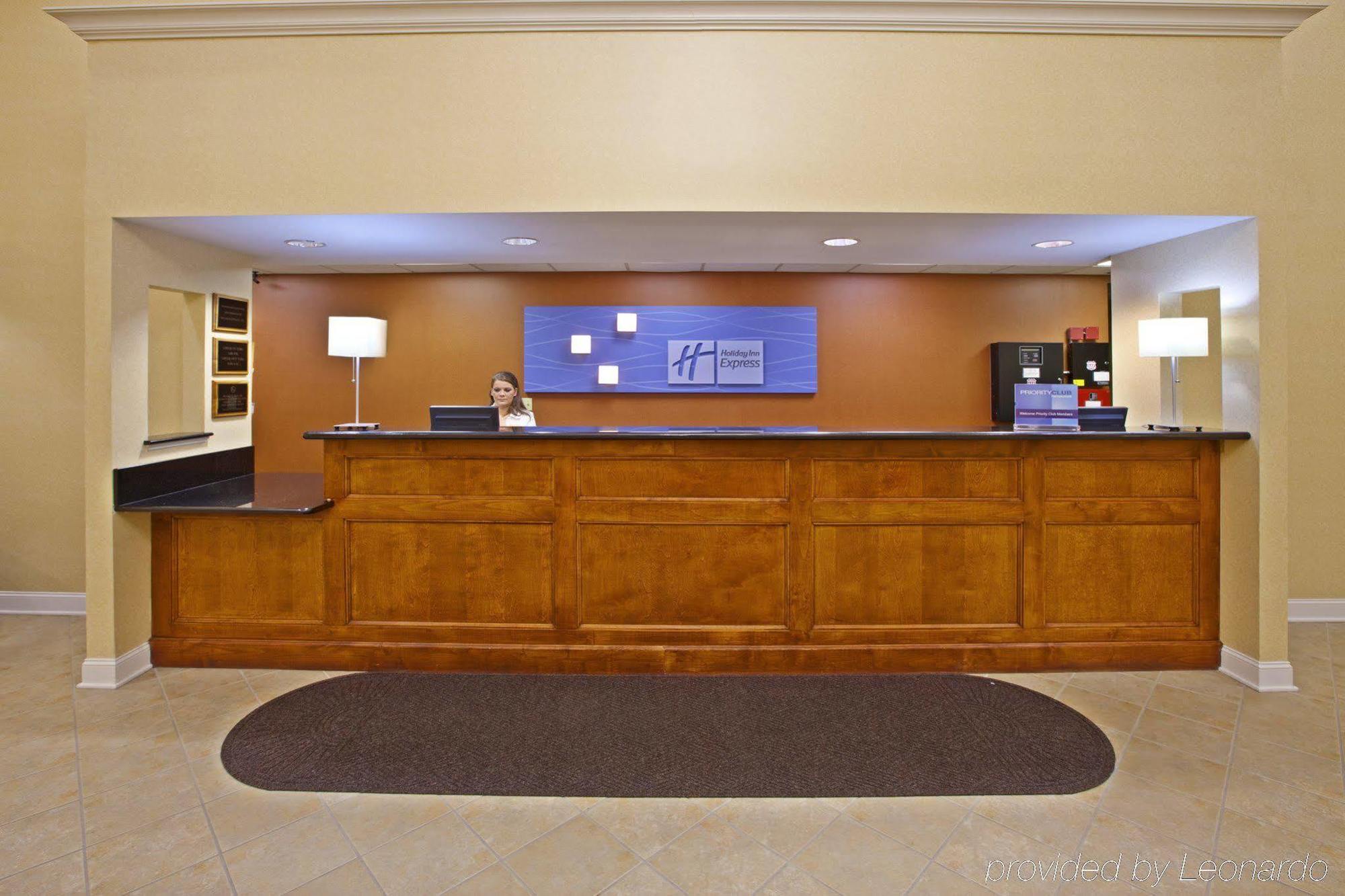 Holiday Inn Express Hotel & Suites Louisville East By Ihg Eksteriør billede