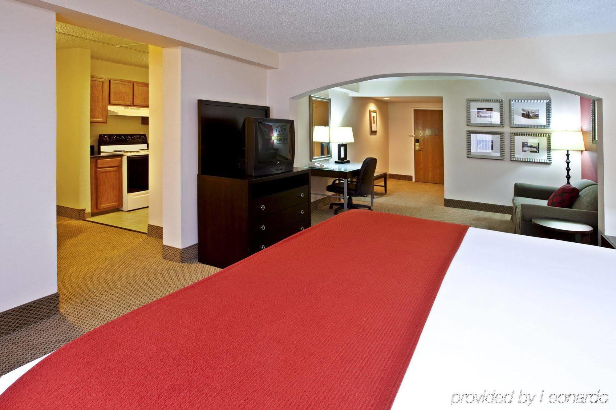 Holiday Inn Express Hotel & Suites Louisville East By Ihg Eksteriør billede