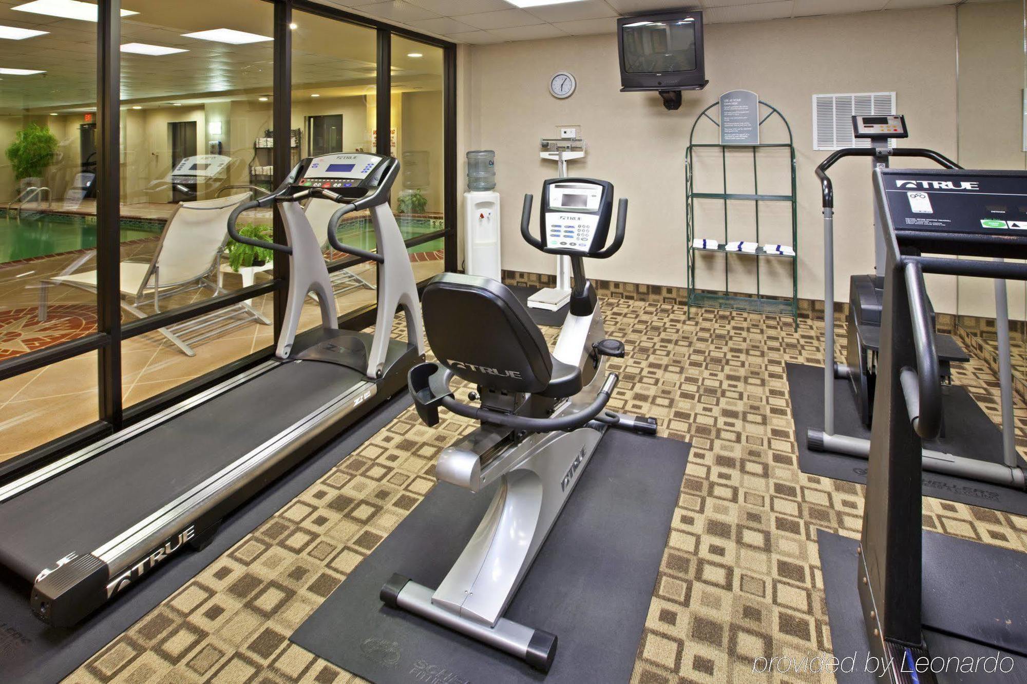Holiday Inn Express Hotel & Suites Louisville East By Ihg Eksteriør billede
